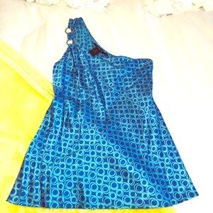 Arden B. ❤️ 95% silk. Sleeveless. 1 shoulder. EUC